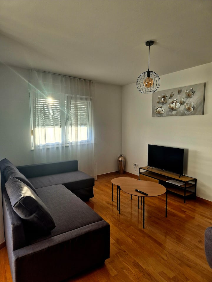 Apartment With Panoramic View - Zara