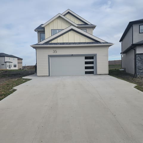 SageCreek 4 Bedrooms Executive