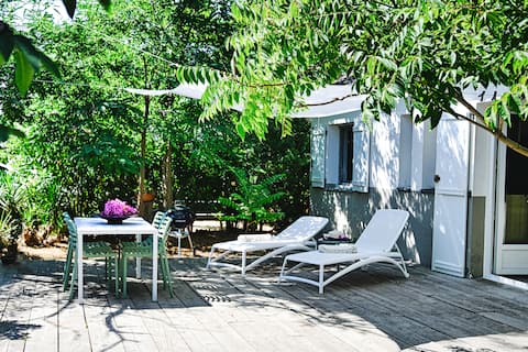 Quiet little house by the sea – L'Alzelle Plage