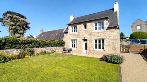 Popular Airbnb listing: Île Grande house near beaches in Pleumeur Bodou