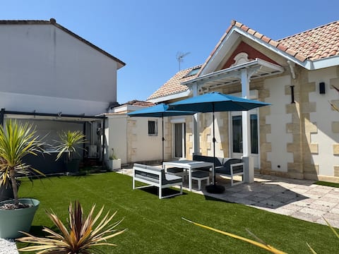 House 110 m2 *Jacuzzi * Bus*Tram*train*Parking*