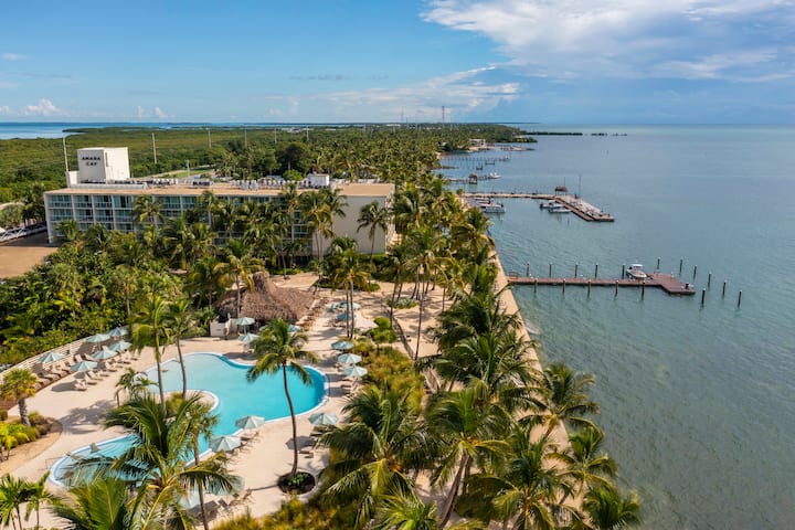 Island Paradise 1br! Pets Allowed, Outdoor Pool! - Islamorada, FL