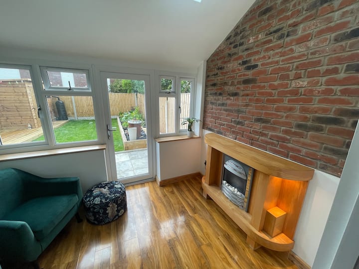 Cosy Space Close To Wrexham City Centre - Wrexham
