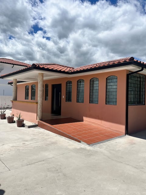 24 hr Shuttle airport Quito