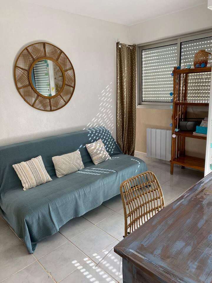 მისაღები ოთახი