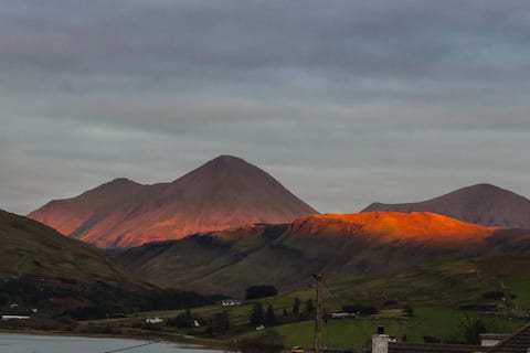 Luxury Cottage by the Fairy Pools!