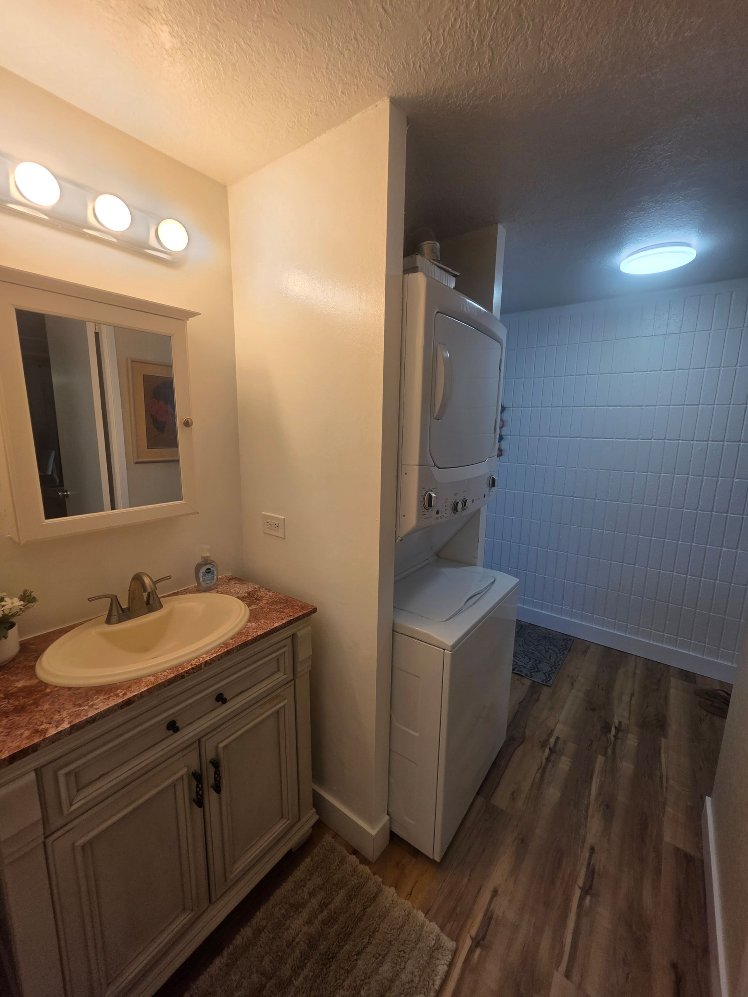 Condo in Hauula · ★4.87 · 1 bedroom · 2 beds · 1 private bath - Image 21