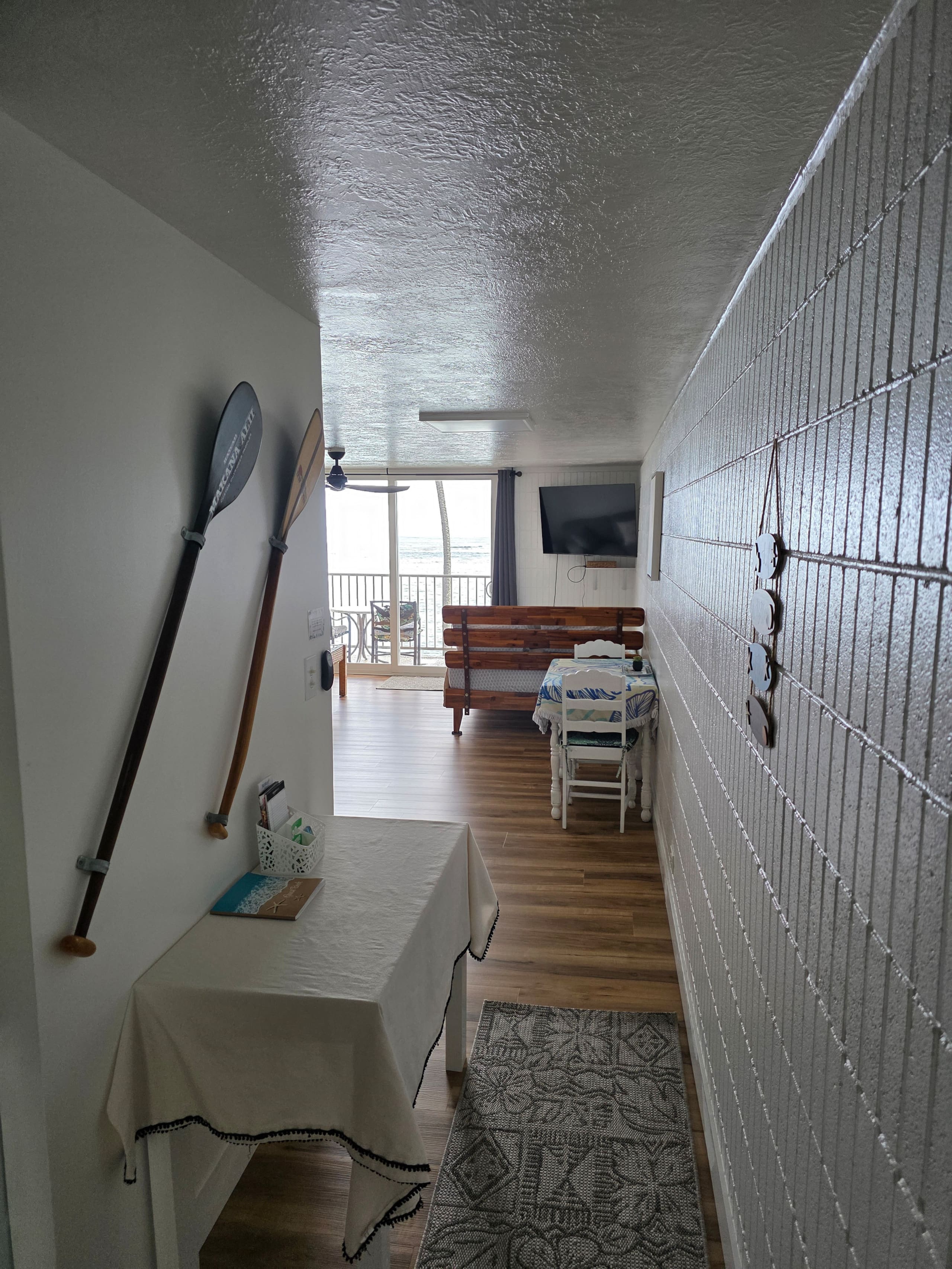 Condo in Hauula · ★4.87 · 1 bedroom · 2 beds · 1 private bath - Image 8