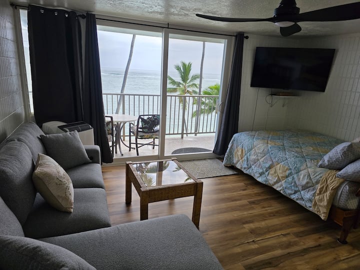 "Seaside Sunrise" New Kitchen & Stunning Views! - Laie, HI
