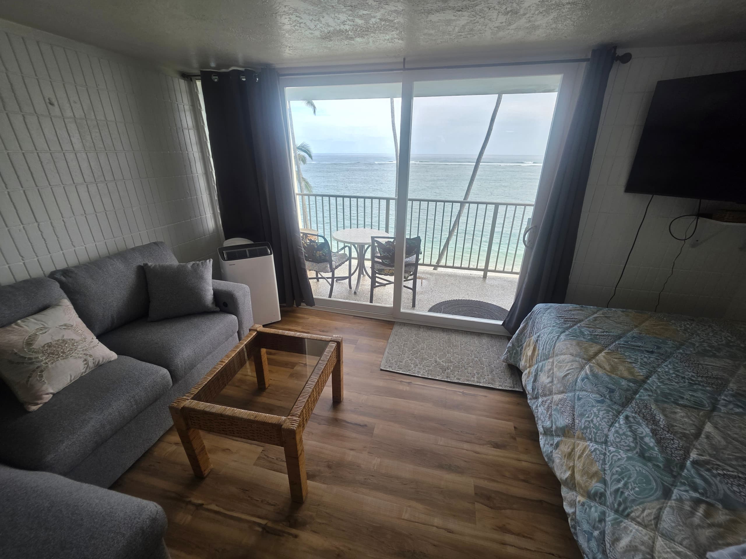 Condo in Hauula · ★4.87 · 1 bedroom · 2 beds · 1 private bath - Image 7