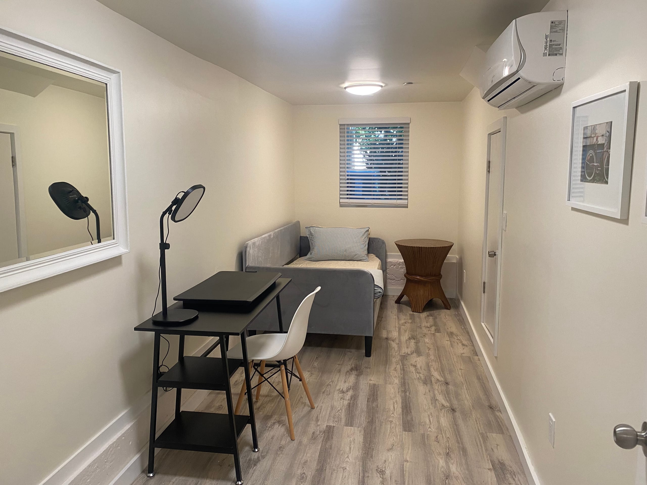 Condo in San Francisco · ★4.92 · 3 bedrooms · 3 beds · 1 bath - Image 13