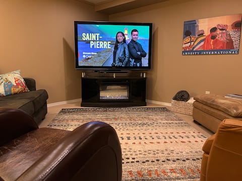 Top Airbnb: Prime, quiet location; full kitchen; patio; EVplug in North Okanagan