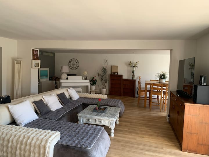 Maison Individuelle Avec Piscine - Léognan