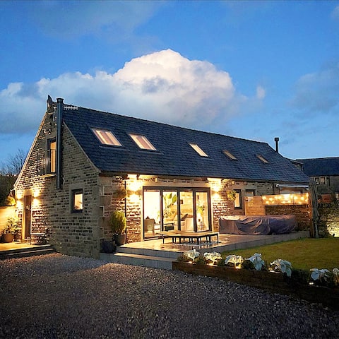 Luxury Cottage-5/6pl *Private Lake&HotTub *Animals