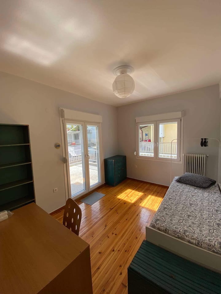 غرفة النوم 2