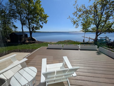 Lakeside Paradise Place