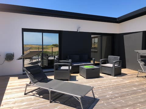 Villa 300 m from Plage des Amiets with sea view