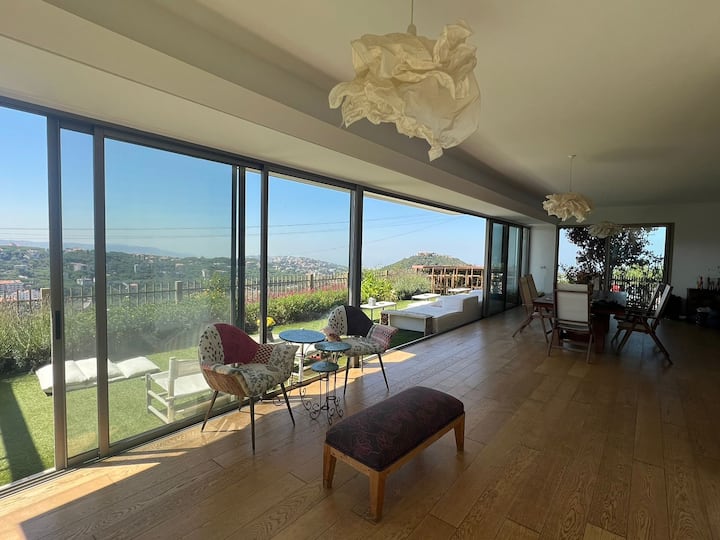 A Garden 2 Story House - Lebanon