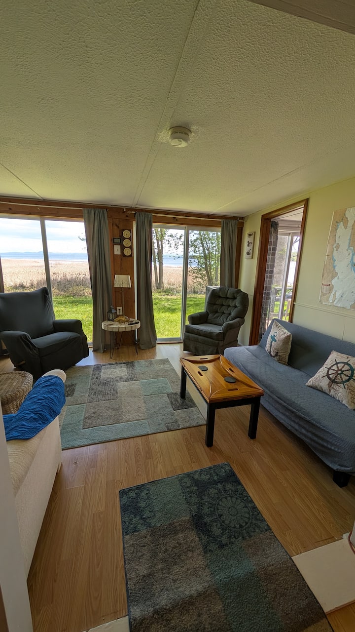 Mills Point Princess - Colchester, VT