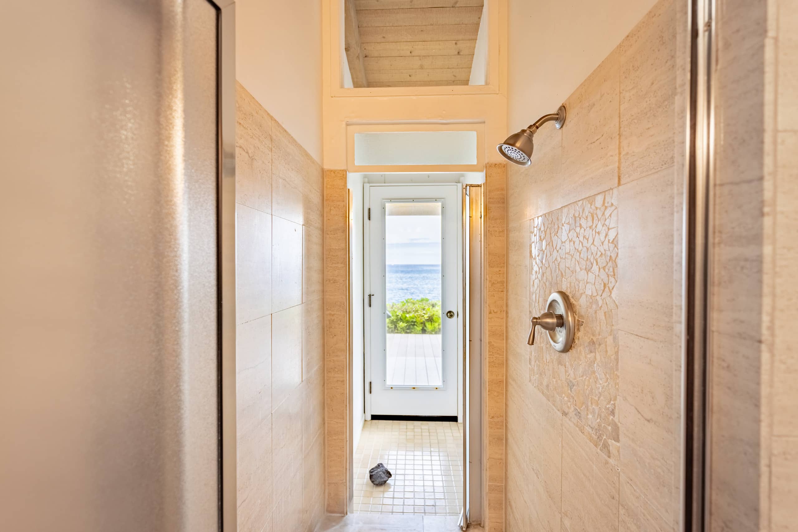 Home in Kailua-Kona · ★4.97 · 4 bedrooms · 5 beds · 3 baths - Image 29