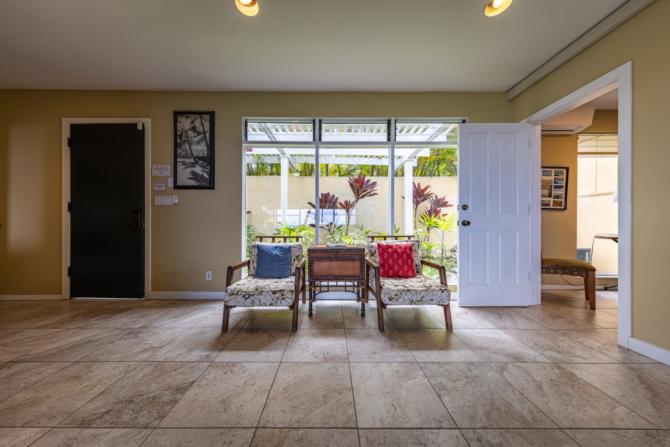 Home in Kailua-Kona · ★4.97 · 4 bedrooms · 5 beds · 3 baths - Image 3