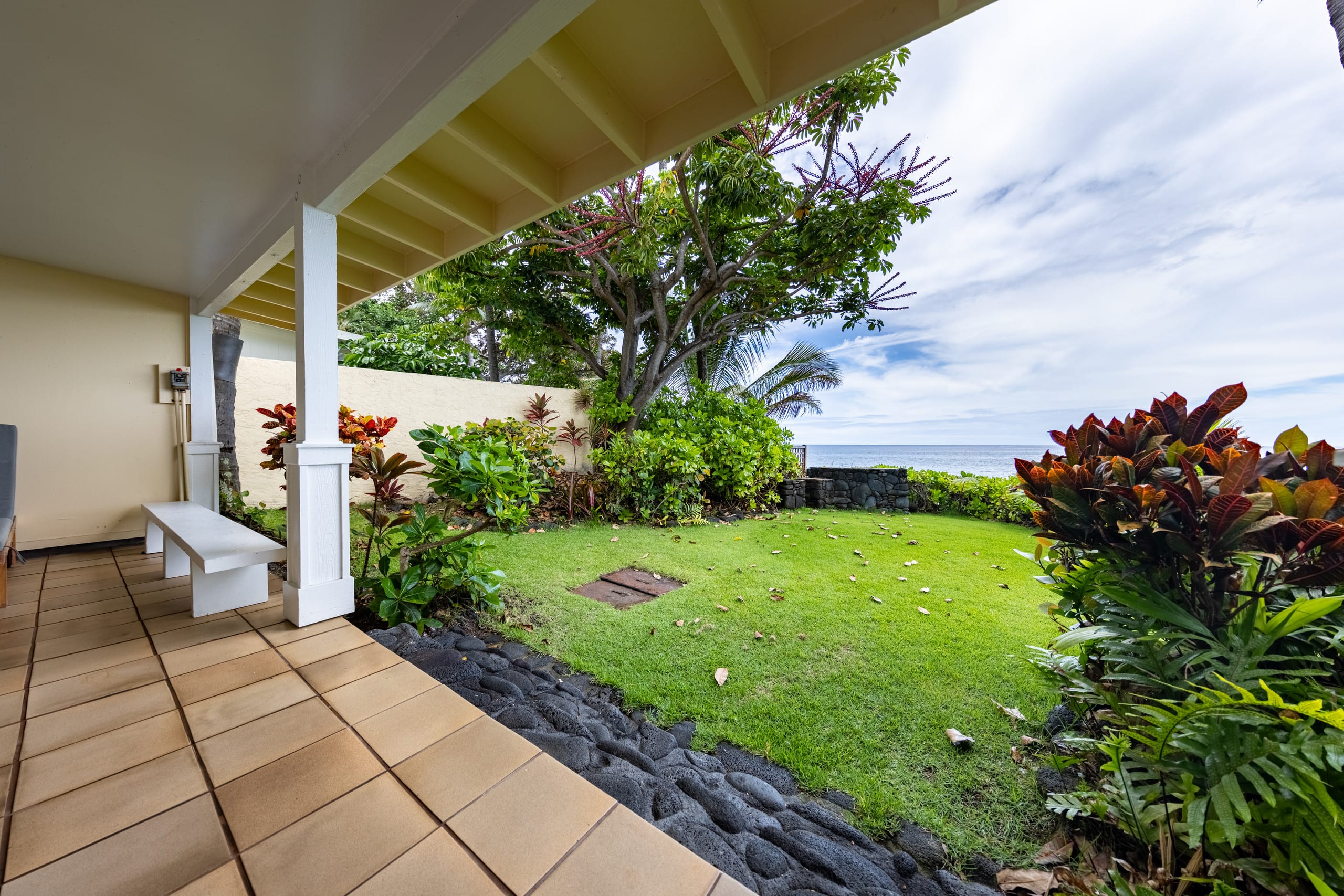 Home in Kailua-Kona · ★4.97 · 4 bedrooms · 5 beds · 3 baths - Image 35