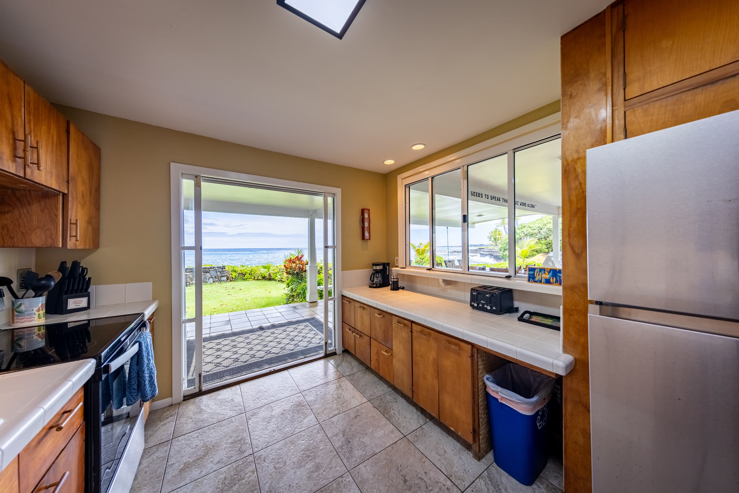Home in Kailua-Kona · ★4.97 · 4 bedrooms · 5 beds · 3 baths - Image 8