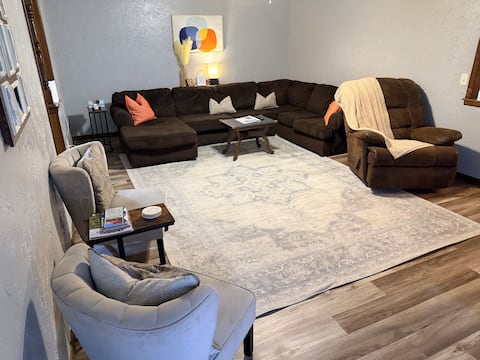 Enid Escape 4 Beds/2 Bath - Safe Area