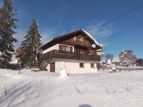 Chalet "Les Sapinettes"

quiet chalet with a beautiful view