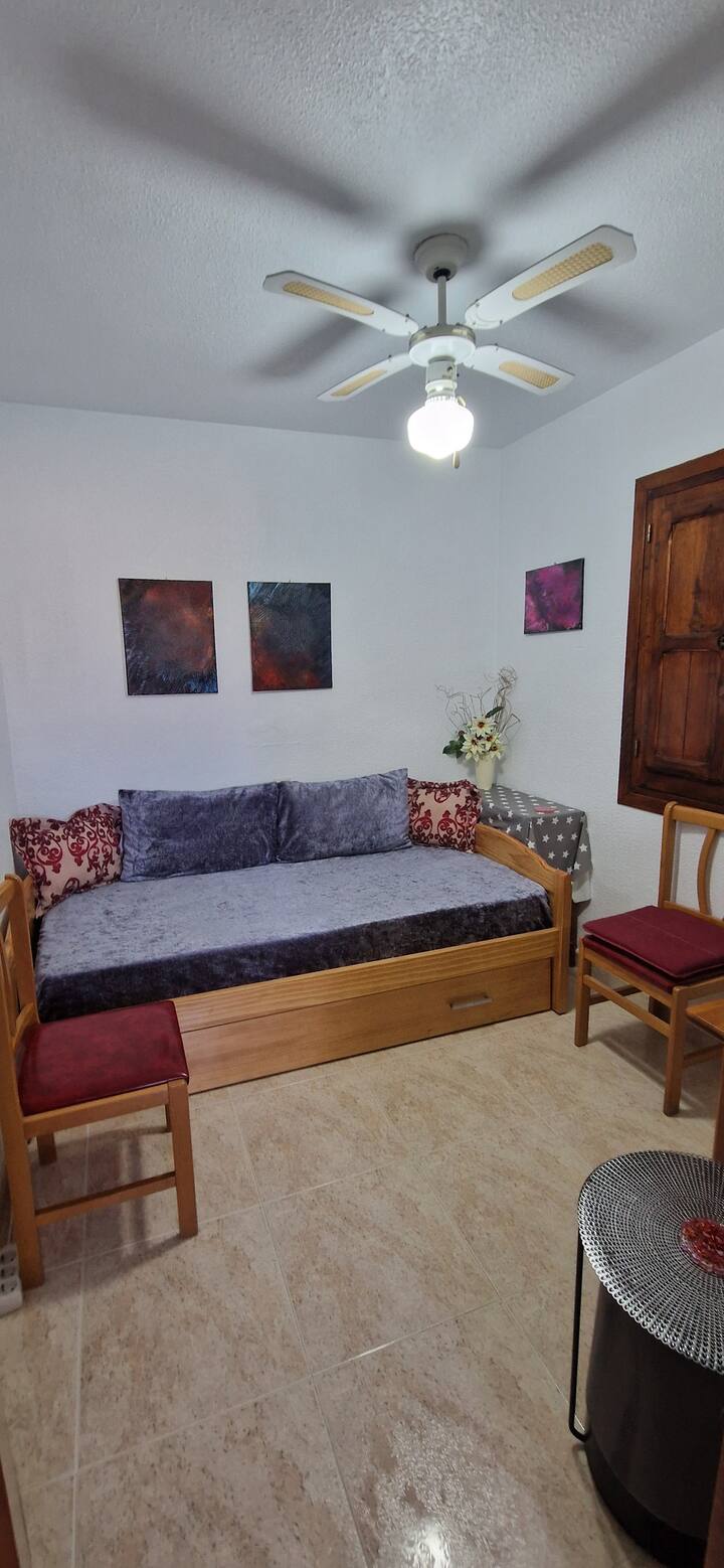 غرفة النوم 2