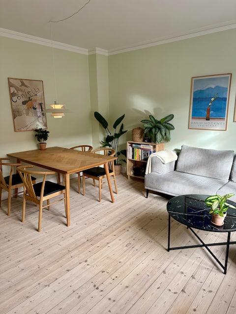 Successful Airbnb property: Cozy and spacious apartment in a beautiful area in Østerbro