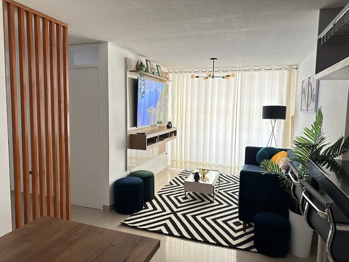 Completo Y Hermoso Departamento Cerca A Mall - Chiclayo