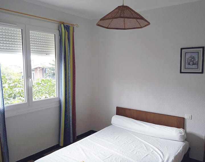 Schlafzimmer 2