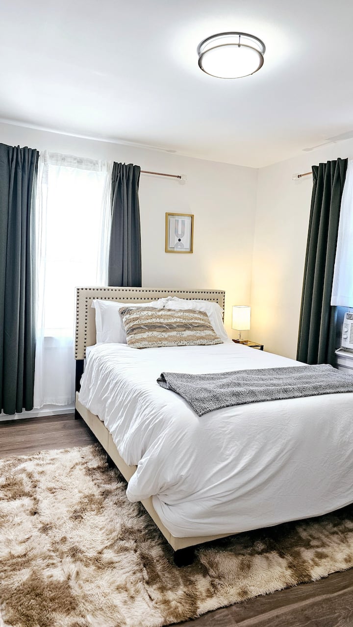 Dormitorio 3, piso 2, capacidad para 2 personas durante el día, mucha luz natural