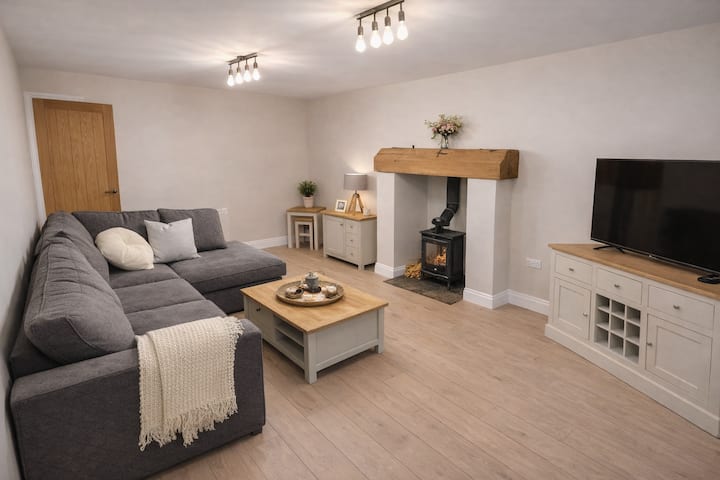 Large 4/5 Bedroom House Near To Lincoln. Sleeps 10 - Woodhall Spa