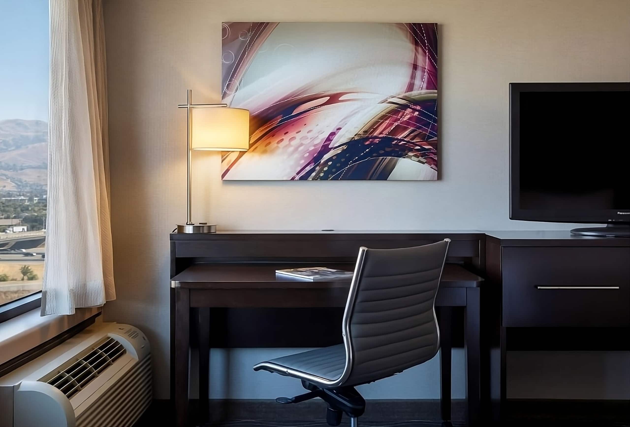 2 Hotel Rooms, Pool, EV Charger, Milpitas - Photo 3