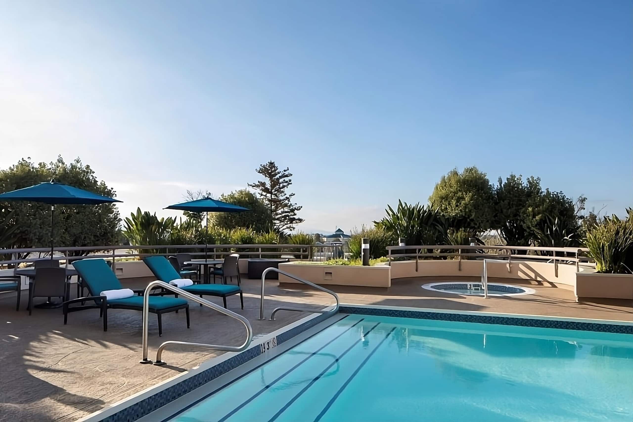 2 Hotel Rooms, Pool, EV Charger, Milpitas - Photo 8