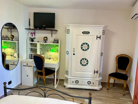 Archetto-vacation home