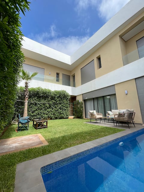 Private pool villa Darbouazza Casablanca