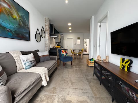 Anuncio de Airbnb popular: A&J Loft · Between Ruzafa & Arts & Sciences•2 Bath en Quatre Carreres