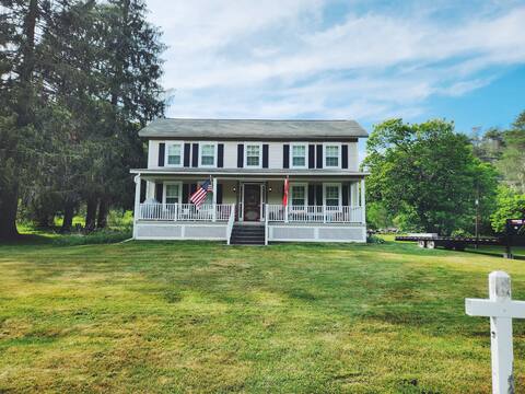 The Olde Farm House | Amazing Night Sky View