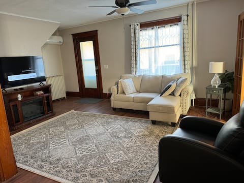 Contemporary Comfort at 208