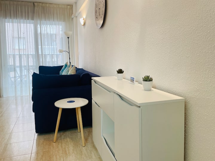 Comfortable Apartment With 2 Bedrooms And Pool - Torrevieja