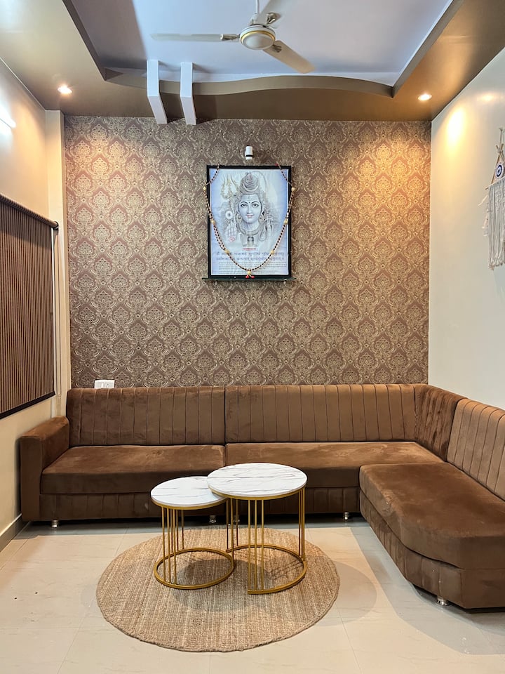 Vrindavan Homestay - Ujjain