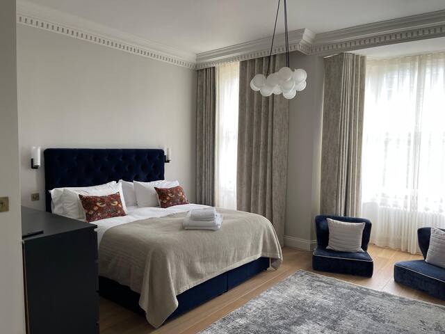 The Luxury London Town House gallery image 3