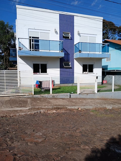 Unijui - Porcelain - AR- Barbecue Grill