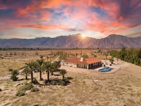 2 Homes on 100 Acres: Pool, Hot Tub, Privacy