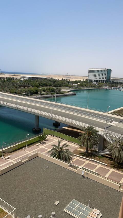 2 Bedrooms Apt Marina sea view