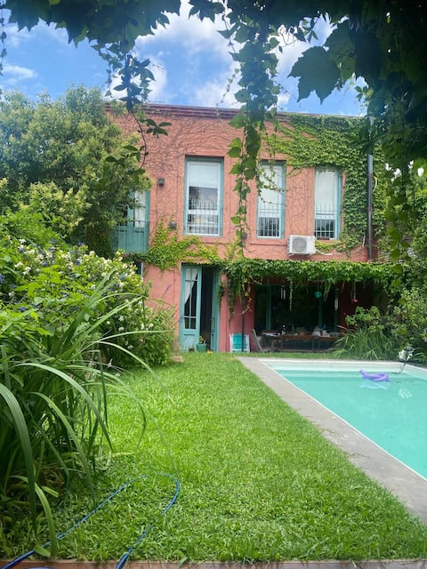 Beautiful house in a nice neighborhood