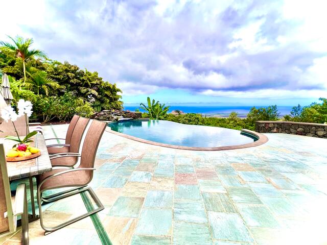 Kona Poolside Paradise
